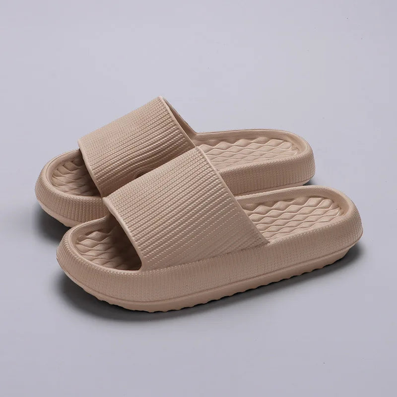 4cm Non-slip Soft Cloud Slippers Women Soft Eva Thicken Platform Slides Woman Couple Bathroom Home Flip Flops Summer Multi-color