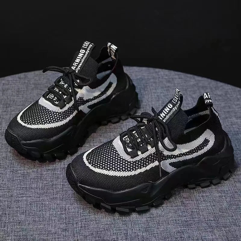 New spring and autumn ladies flying woven breathable sports shoes simple and comfortable platform daddy shoes casual shoes