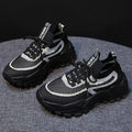 New spring and autumn ladies flying woven breathable sports shoes simple and comfortable platform daddy shoes casual shoes
