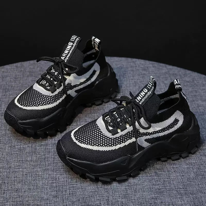 New spring and autumn ladies flying woven breathable sports shoes simple and comfortable platform daddy shoes casual shoes