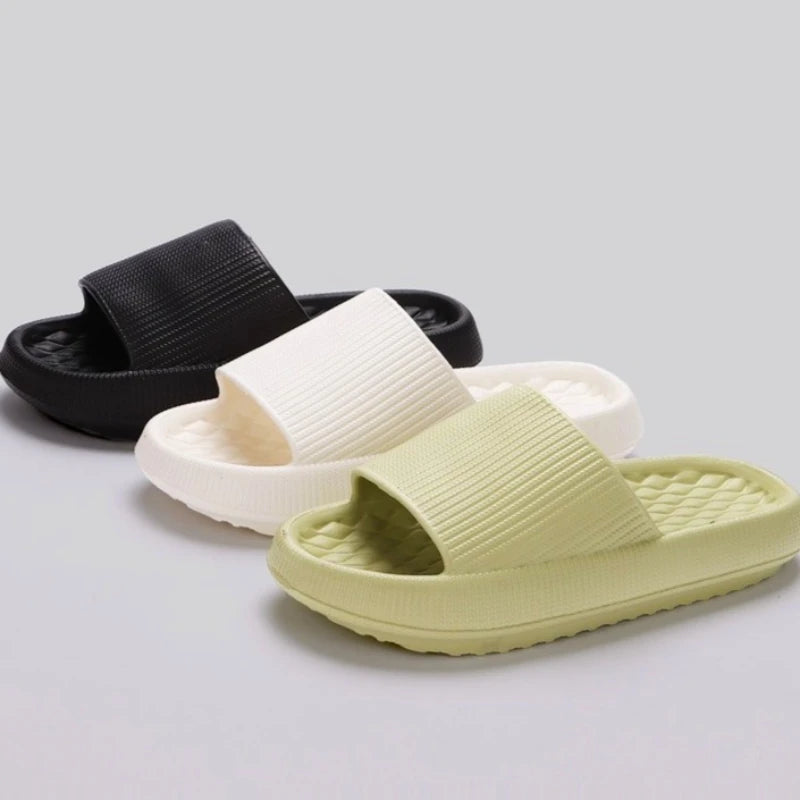 4cm Non-slip Soft Cloud Slippers Women Soft Eva Thicken Platform Slides Woman Couple Bathroom Home Flip Flops Summer Multi-color